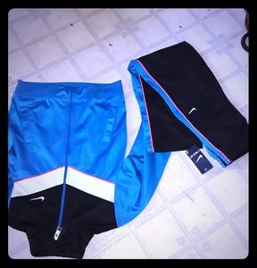 Nike 2pc jogging set size 7 kids NWT